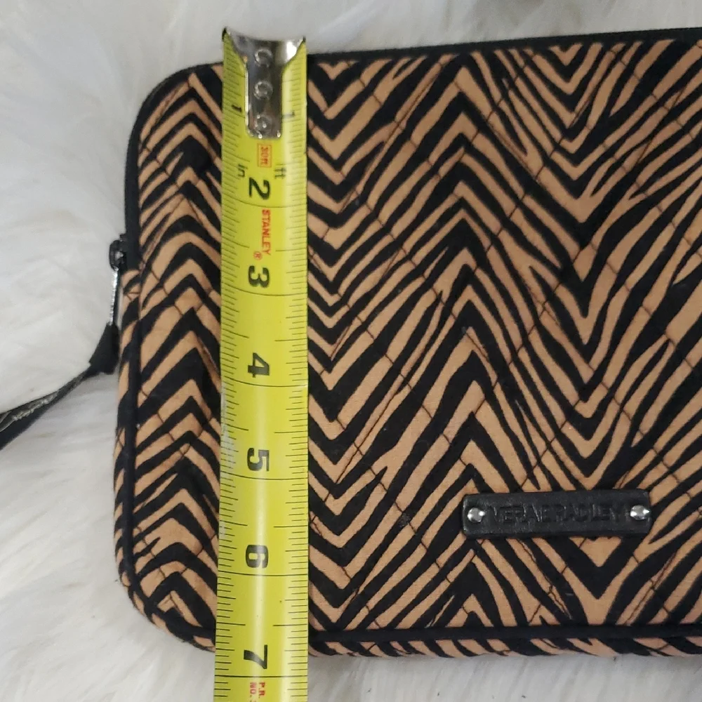 Vera Bradley Zebra Print Quilted  Wallet - Picture 3 of 9